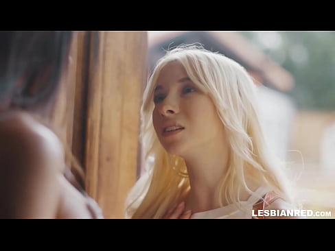 ❤️ Ragazza torna a casa qualche mese dopo e finisce per mangiare la figa della sua matrigna ☑ Porno bello al it.hentaibar.ru ☑